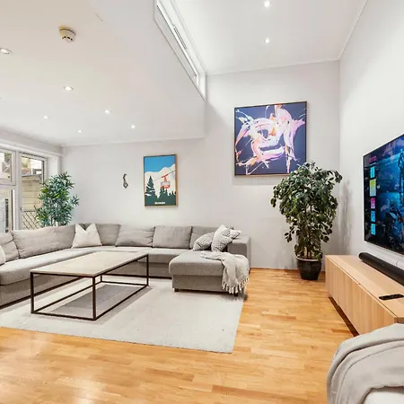 12-Guest Apartment - Self Check-In - Large Smart Tv - Central Bergen Exterior photo