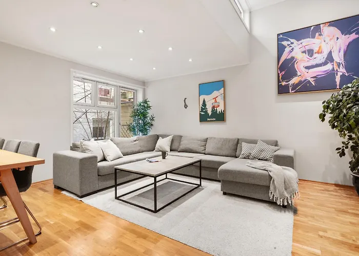 12-Guest Apartment - Self Check-In - Large Smart Tv - Central
